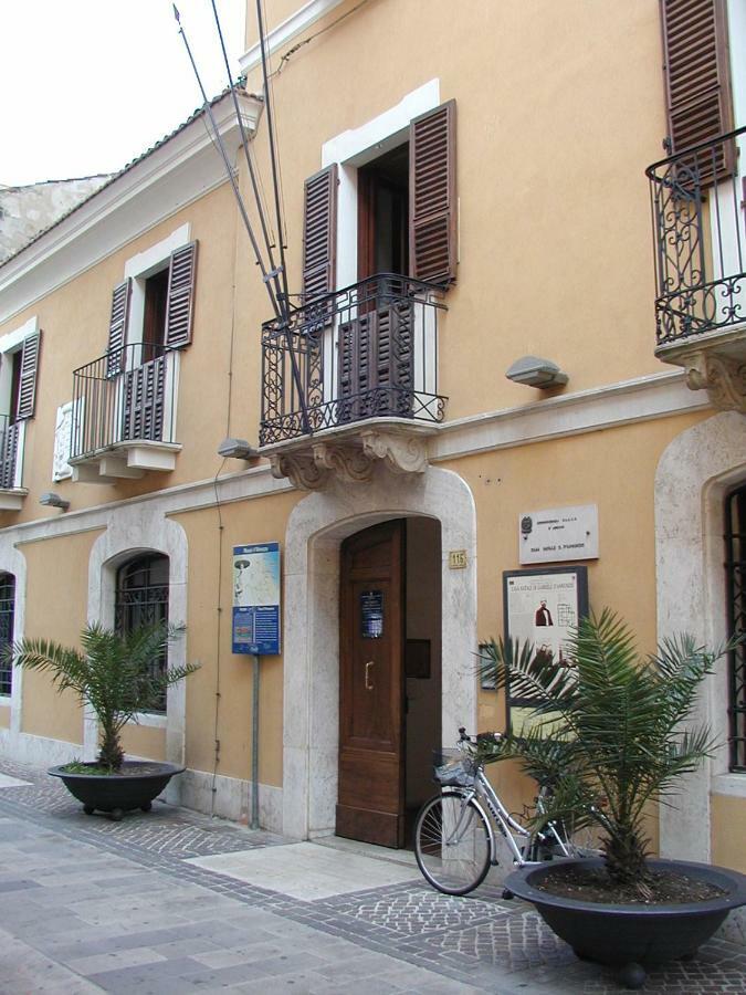 Suites Rome Pescara Exterior foto